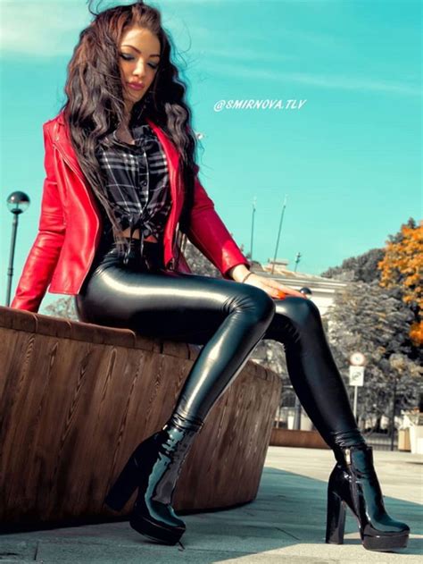 Black Faux Leather Leggings Fall Fashion Outfit For Women Outfits With Leggings Leather