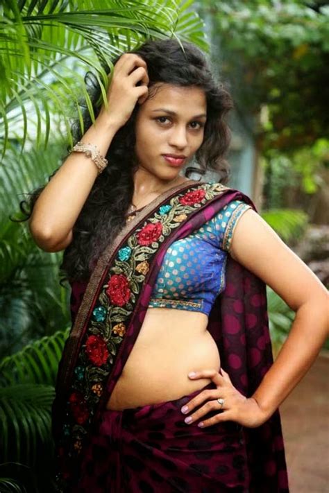 South Actress Chaitra Navel Show South Indian Navels