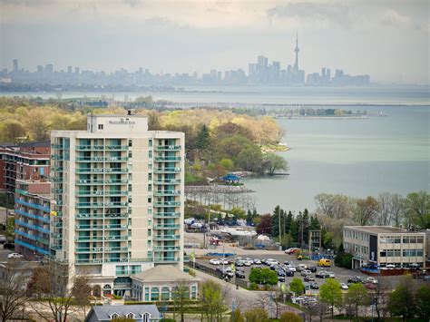 Extended Stay Hotel In Mississauga The Waterside Inn