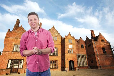 Jamie Oliver S Home Restoration Lockdown Plans Celeb Chef Plans To