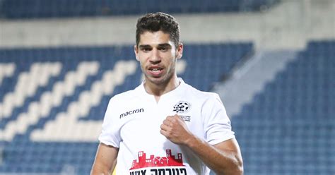 היא מעוצבת בסגנון ניו יורקי ויש בה אווירה תוססת, לצד האוכל המוכר והאהוב שלנו. מכבי פתח תקוה: מנור סולומון קיים אימון מלא לפני הפועל באר ...