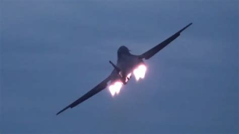Take A Look At This Amazing Video Of A B 1b Lancer Night Afterburner