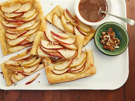 Caramel popcorn, salted almond and malt cookies. 20+ Fall Dessert Recipes | Fall Dessert Ideas for Dinner ...
