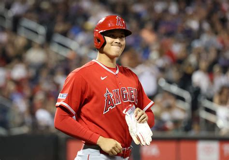 Shohei Ohtani Will Continue Hitting Despite Ucl Tear In Right Elbow