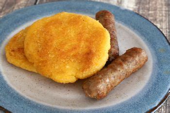 Was very surprised to see it is a serving for 2 muffins although hubby and i split it to see about the jalapeno spiciness (i can safely put more into the loaf i'll be doing next). Fried Cornmeal Mush | Recipe | Cornbread cake, Hot water cornbread recipe, Cornbread