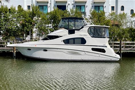 2008 Silverton 39 Motor Yacht Yacht For Sale The Office Si Yachts