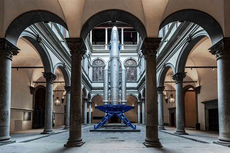 A Palazzo Strozzi Firenze La Mostra Reaching For The Stars
