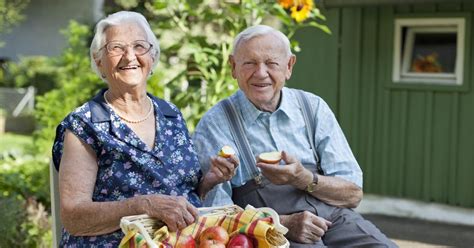 Most Important 10 Tips For A Healthy Old Age Healthy Life Law