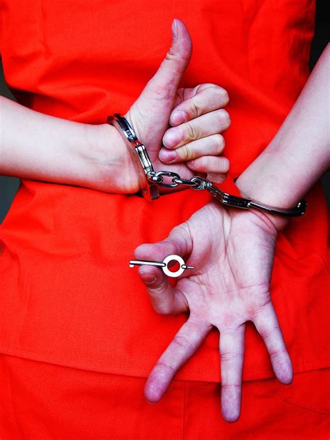 De 1000 Bedste Billeder Fra Handcuffs På Pinterest Armsmykker