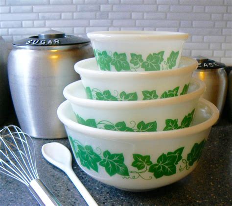 Set 4 Hazel Atlas Milk Glass Nesting Bowls Green Ivy Mixing Bowls 1950s