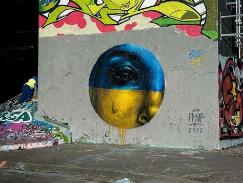 50 Of The Most Powerful Street Art Pieces Made In Support For Ukraine