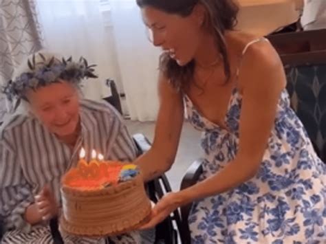 Grandma Celebrates 100th Birthday Viral Video Shows Her Making A Wholesome Wish Viral Videos