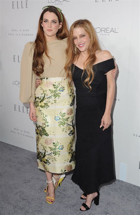 riley keough shares the final photo she took with ‘beautiful mama lisa marie presley glamour
