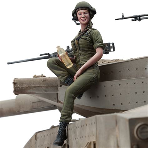 116 Idf Female Tank Crew 1 Solmodel