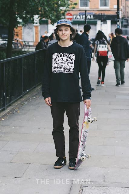 Inilah Inspirasi Gaya Berpakaian Pria Untuk Kamu Yang Hobi Main Skater Fashion Cowok Terupdate