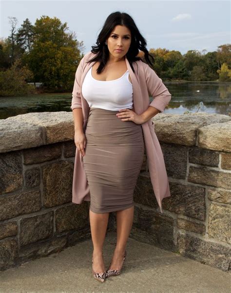 The Perfect Skirt For Curves In 2023 Curvy Outfits Pencil Skirt Outfits Casual Plus Size