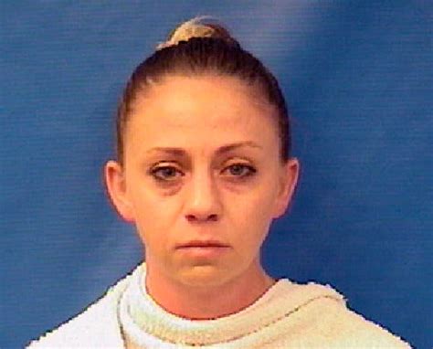 Amber Guyger Dallas Officer Who Killed Botham Jean In His Home Is