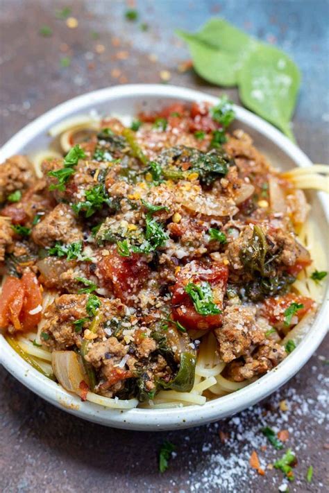 Boil at low temperature for 15 minutes. This Spaghetti Meat Sauce with Spinach Recipe is a super ...