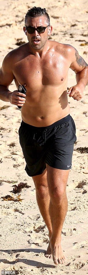 Nrl Star Braith Anasta Works Up A Sweat With A Run On Coogee Beach After His Ex Rachael Lee