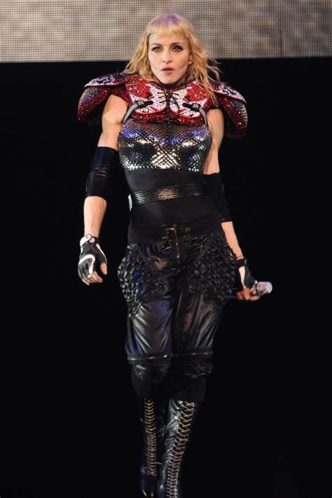 36 Of Madonnas Most Unforgettable Stage Costumes Madonna Fashion Celebrity Dresses Madonna
