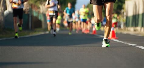 This Is What Running A Marathon Does To Your Body Huffpost Uk Life