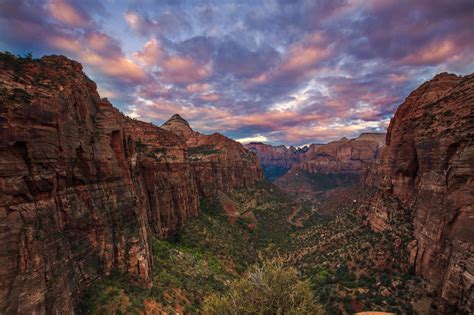 Sunrise Over Zion National Park At The End Of The Canyon Overlook Trail By Sung Choi