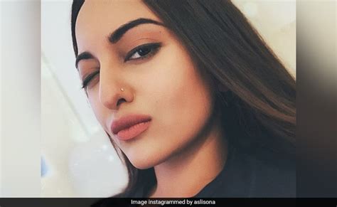 Sonakshi Sinhas Minute Of Silence For Trolls Who Think She Didnt