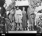 Thomas Mann's family at a group photo, 1932 Stock Photo - Alamy