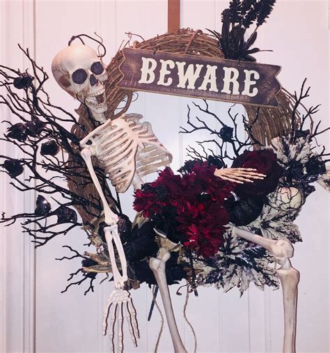 Skeleton Halloween Wreath Skeleton Halloween Wreath Halloween