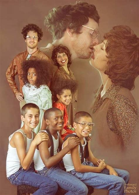 As we head off into the holidays, we can't wait to see our instagram feeds filled up with family photos from all over the world. 29 Funny & Awkward Family Christmas Photos ~ Vintage ...