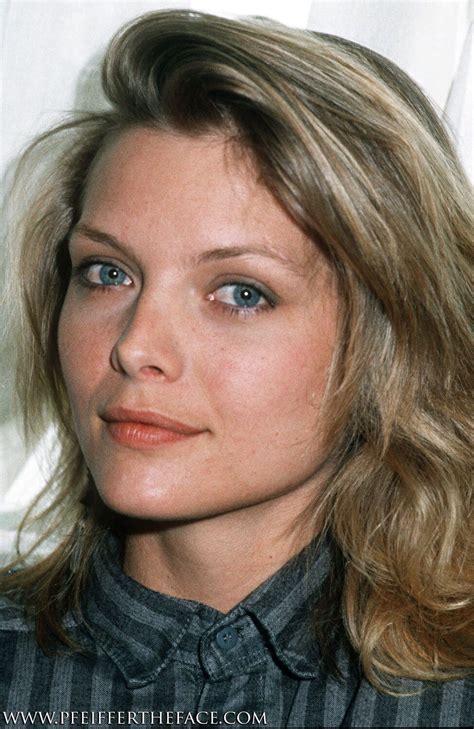 Michelle Pfeiffer At 25 Michelle Pfeiffer Blonde Actresses Catherine