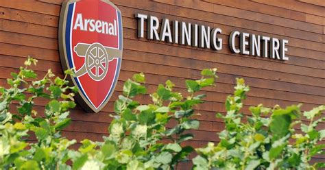 Arsenal Reopen London Colney Training Ground To First Team Players