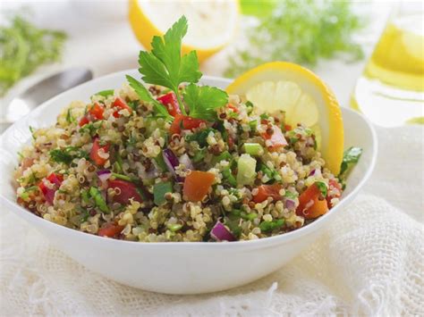 This dish is made with fresh parsley, tomatoes, scallions, and bulgur wheat. Quinoa Tabbouleh - Dr. Weil's Healthy Kitchen