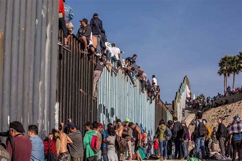 Ya Están En La Frontera Con Eu Casi Mil Migrantes Centroamericanos