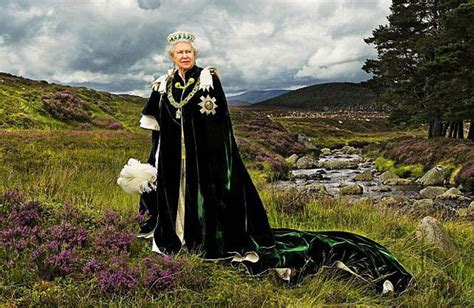 Scottish National Portrait Gallery Unveils Portrait Of Queen