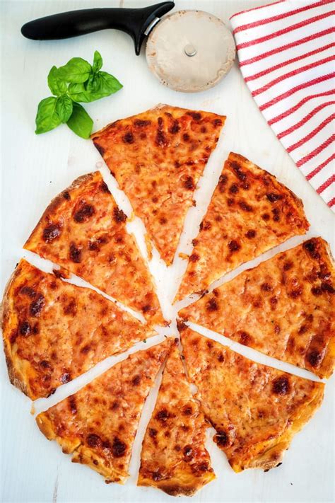Easy Thin Crust Pizza Thin Crust Pizza Recipes Thin Crust Pizza