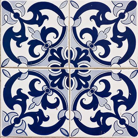 Different Designs For Your Floor Using Ceramics Azulejos Portugueses Azulejos Azulejos Antigos