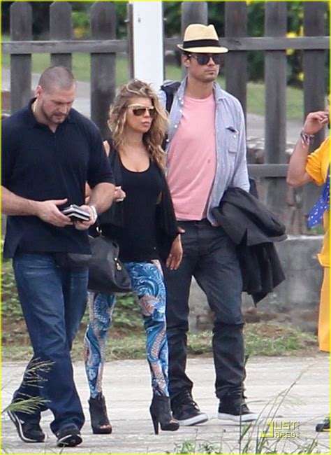 Photo Fergie Josh Duhamel St Barts New Years 09 Photo 2507115 Just