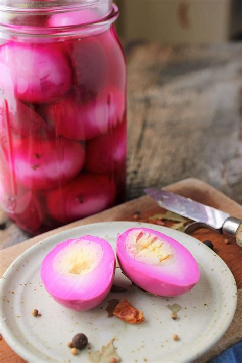 Classic Pickled Eggs Are So Easy To Make Kitchen Frau Pickled Red