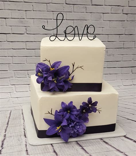 wedding cakes by CC's Sweet Sensations | Decorative boxes, Wedding