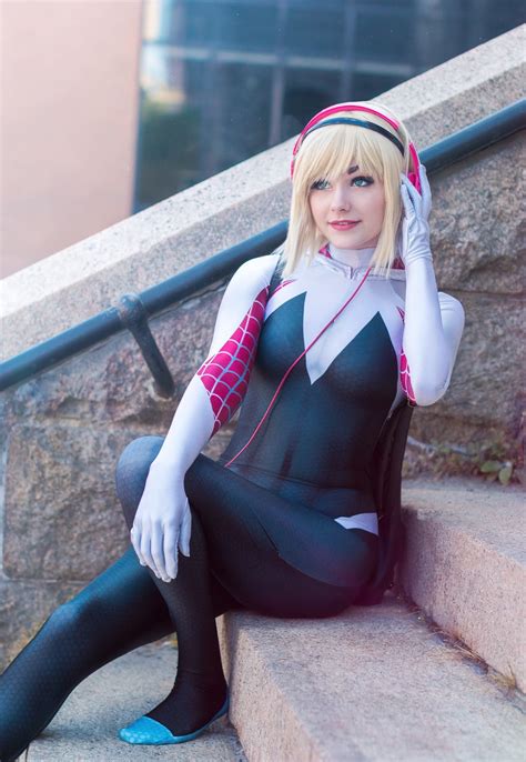 Calvins Canadian Cave Of Coolness Gwen Stacy Cosplay By Rianna Care