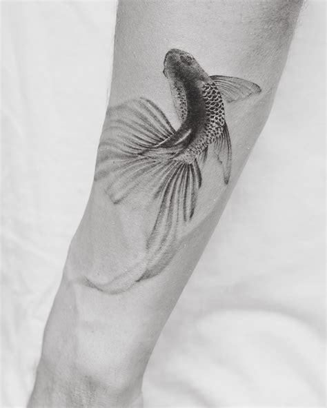 Https://tommynaija.com/tattoo/beta Fish Tattoo Designs Pinterest Wrist