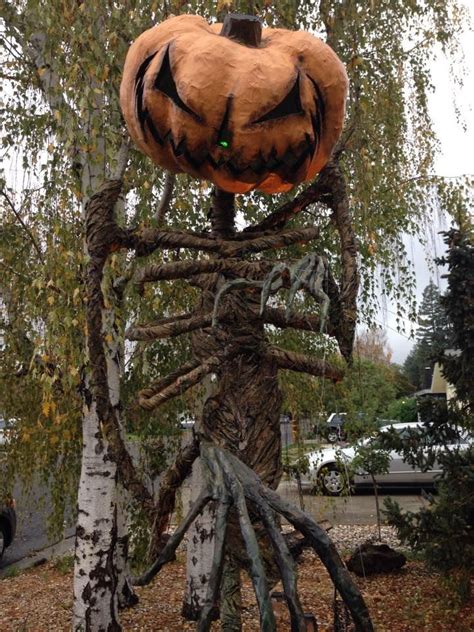 Pumpkin Sentinel At Evil Vines Cemetery New For 2014 Halloween Diy