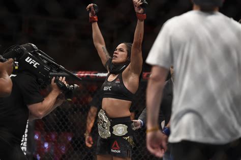 25 Best Ufc Women Fighters Of All Time