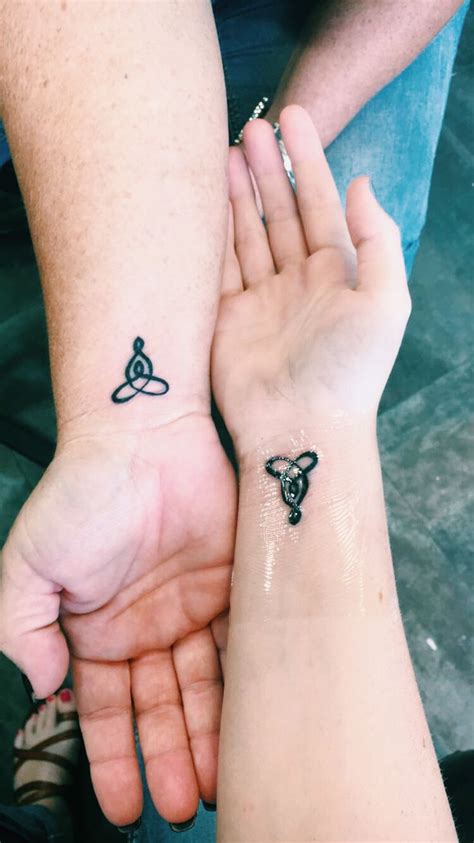Matching Mother Daughter Tattoos Symbol Is Celtic Knot Representing