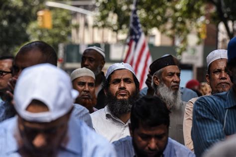 New York S Muslims Prepare For Post Attack Spike In Hate Crimes