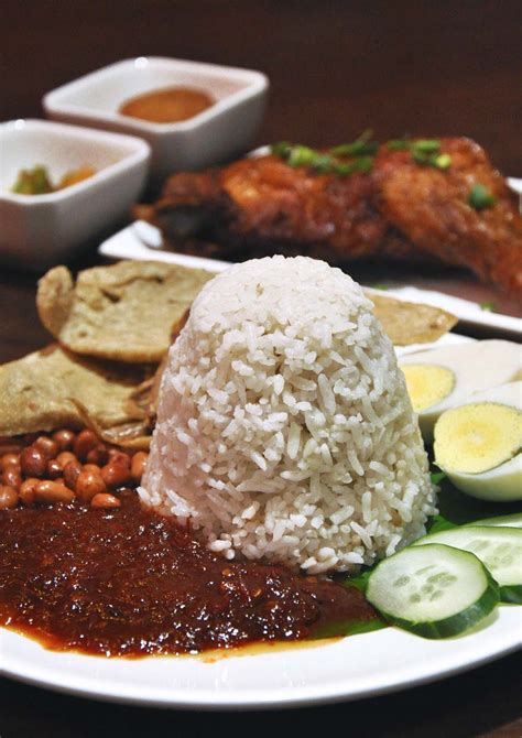 Nasi lemak tawaf seri petaling, petaling jaya, malaysia. FOOD Malaysia