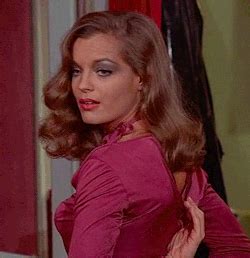 Romy Schneider As Lily In Max Et Les Ferrailleur Tumbex