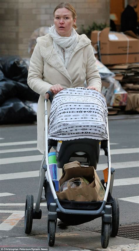 Julia Stiles Takes Newborn Son Strummer Out For A Stroll In Nyc Daily Mail Online