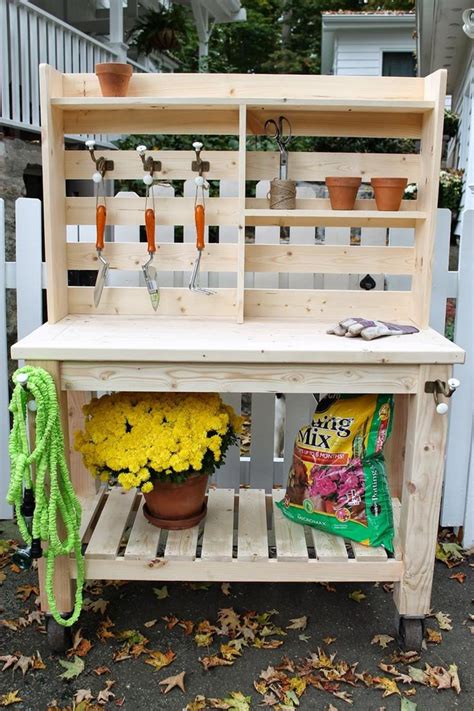 38 Charming Outdoor Garden Potting Bench Design Ideas Decorelated